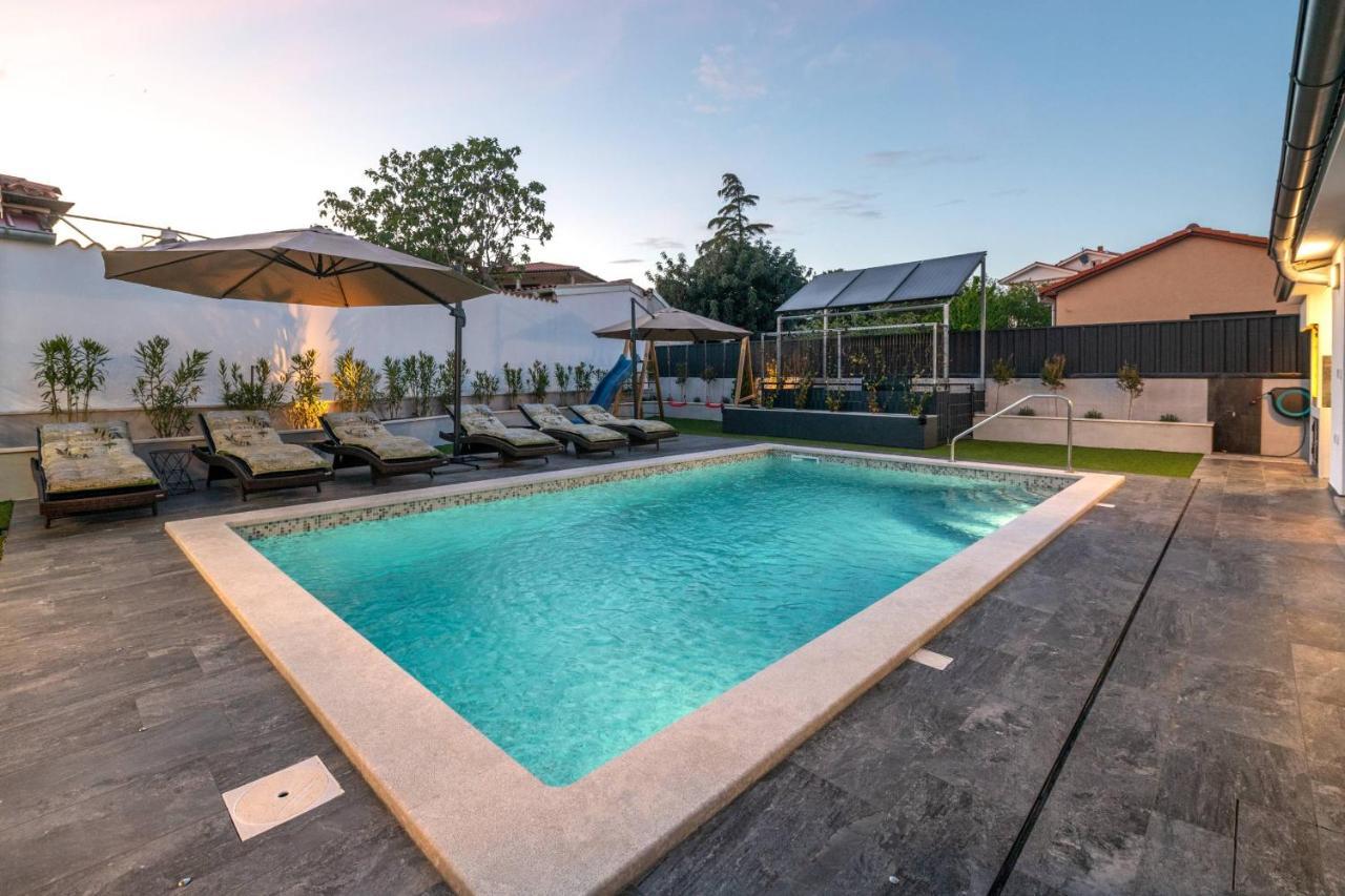 Villa Paradise Medulin Exterior foto